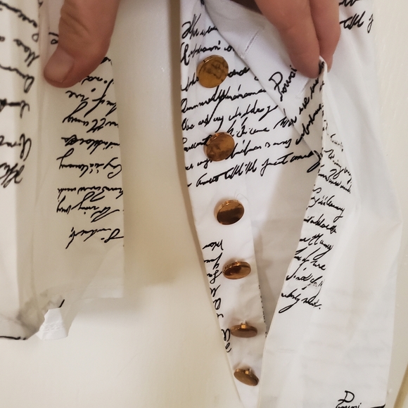 New CBR Chic Boutique Rose Full Back Gold Button Down Blouse. - Picture 5 of 12